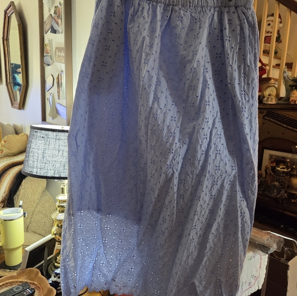 Universal Thread Matching Set- Size Medium - Picture 6 of 10